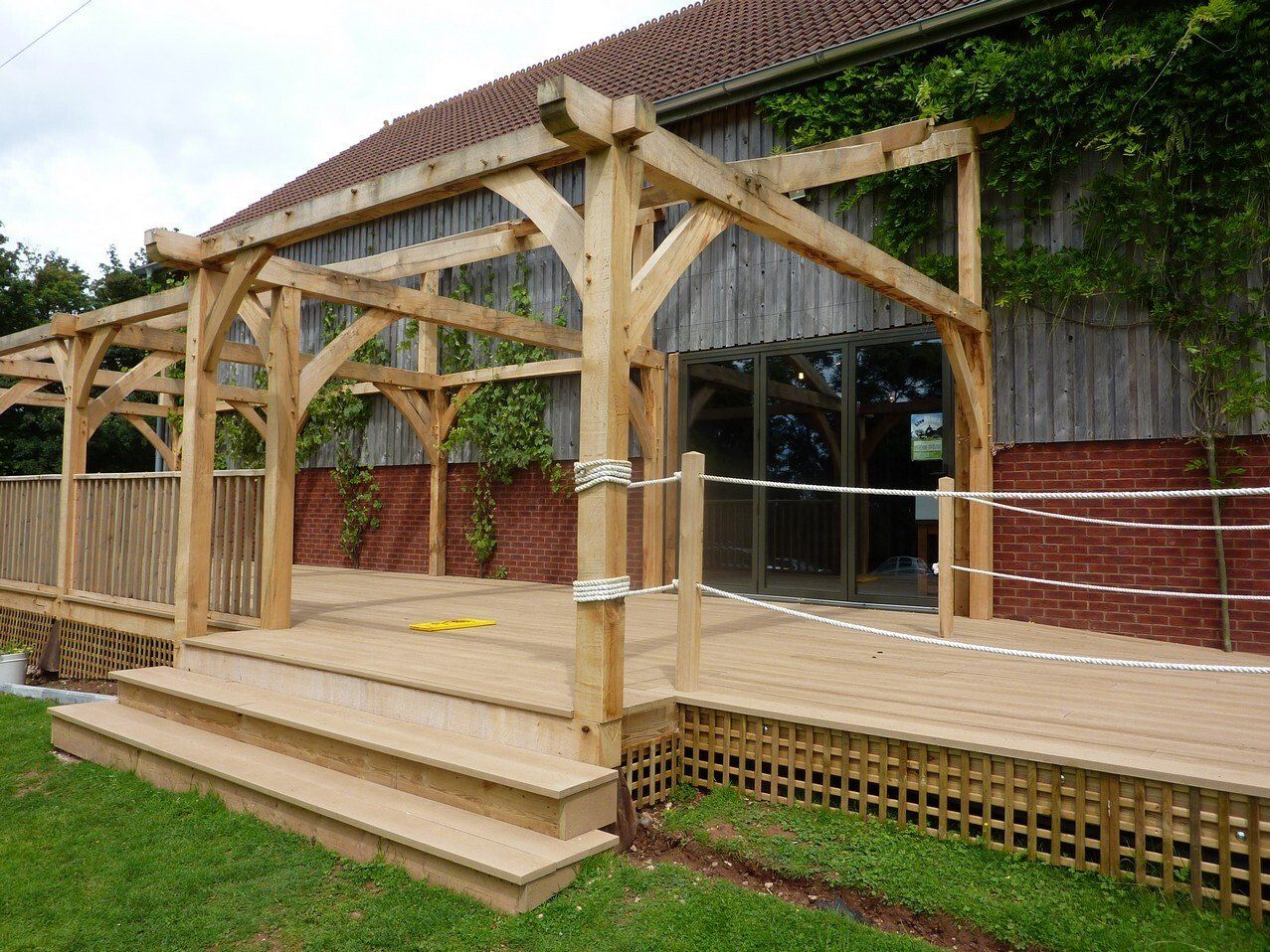 Ali bifolds Woodbury