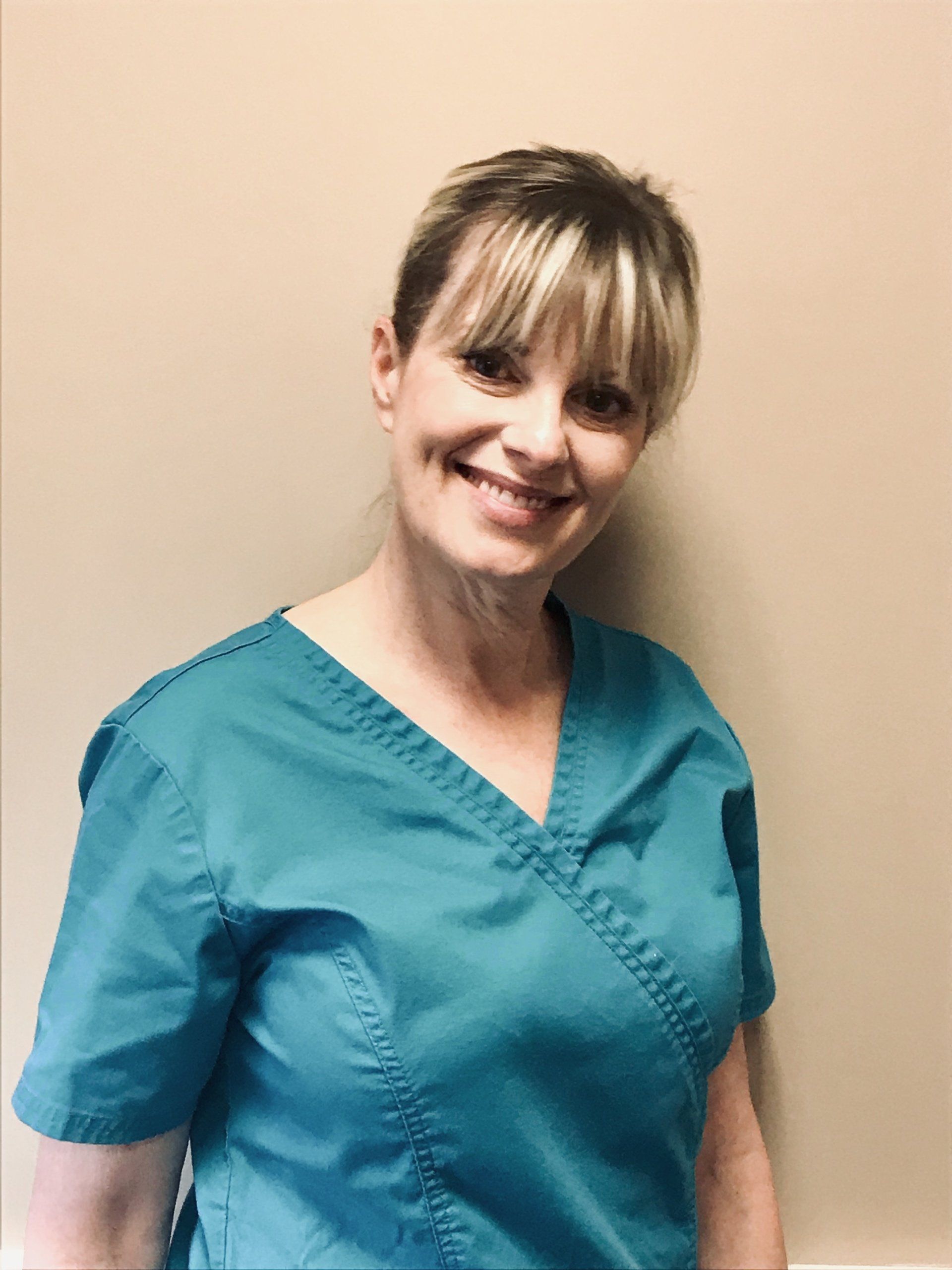 Kelly Knapp, Dental Hygienist
