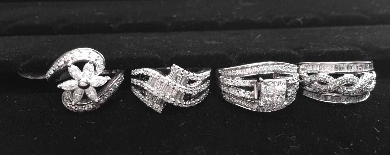 Silver Rings — Pawn Shop in in Westland, MI