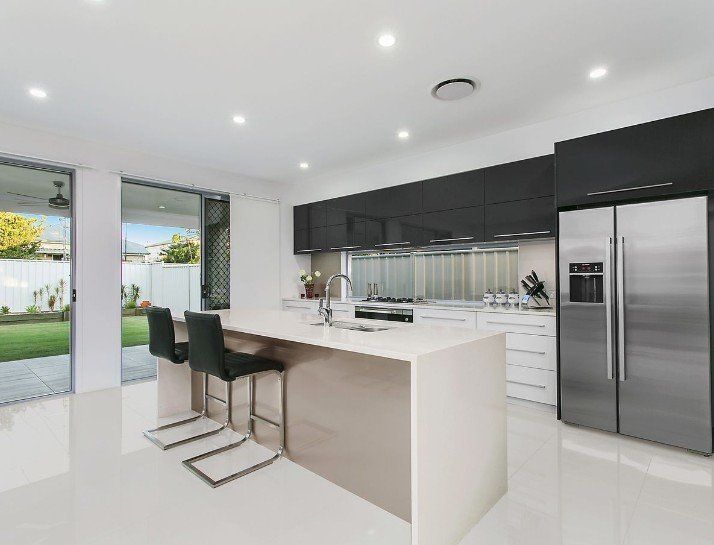 small lot home kitchen