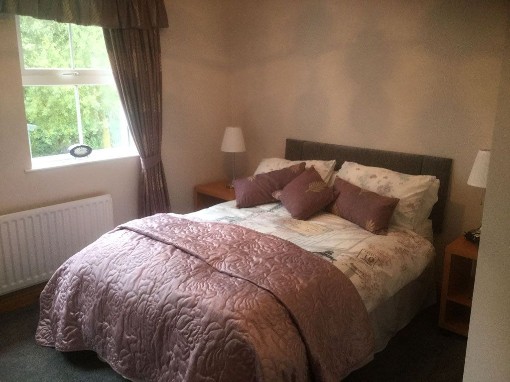 Five Oaks B&B Guest bedroom 