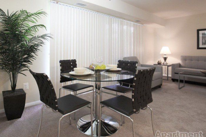 Round Hill Apartments