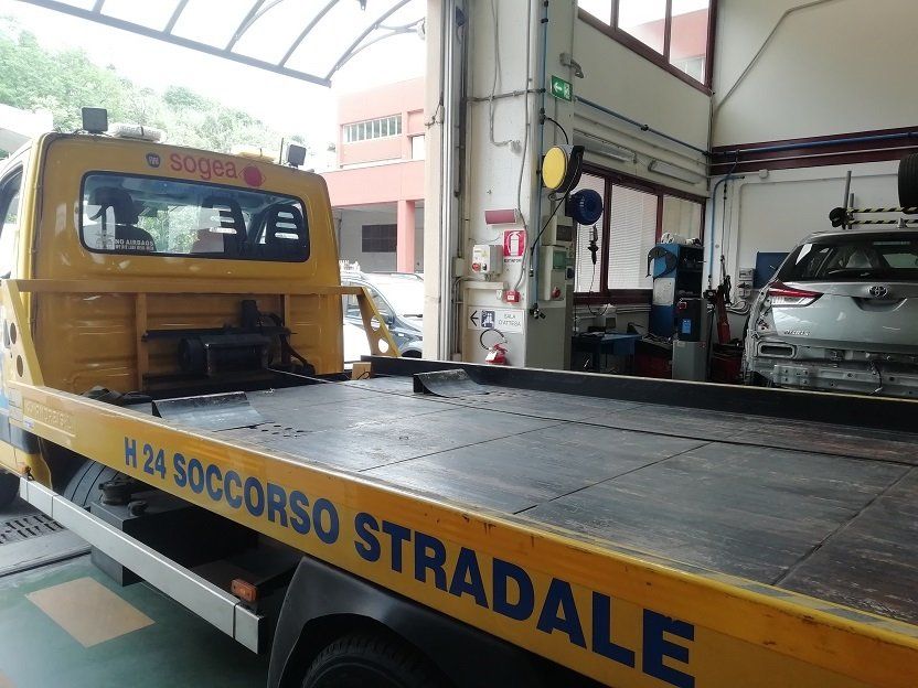 Assistenza 24 ore su 24 ore - H24 soccorso stradale
