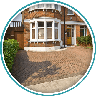 A paved driveway in Cobham from Brodie & Hickin Landscapes