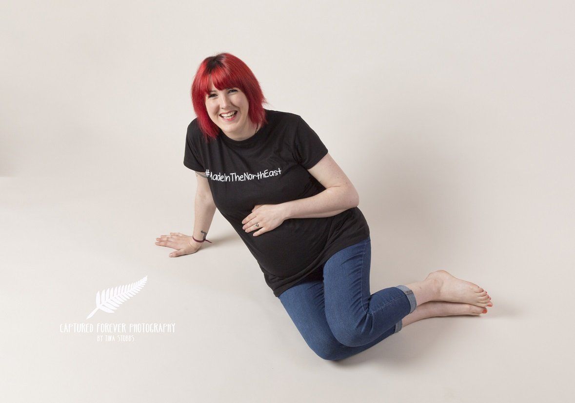 maternity photography whitley bay tyne & wear captured forever by tina stobbs
