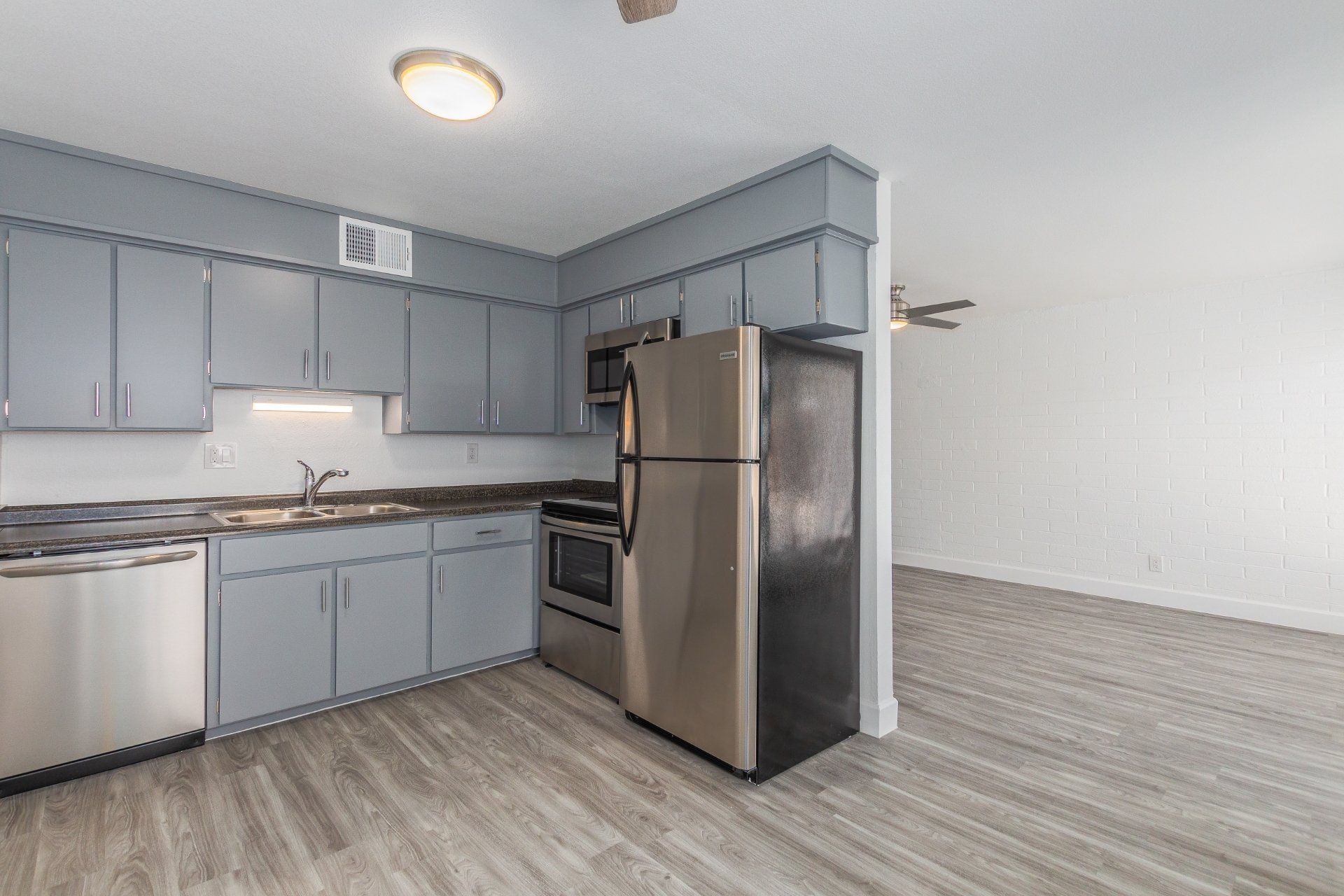 10440 N 11th Ave, Phoenix, AZ 85021