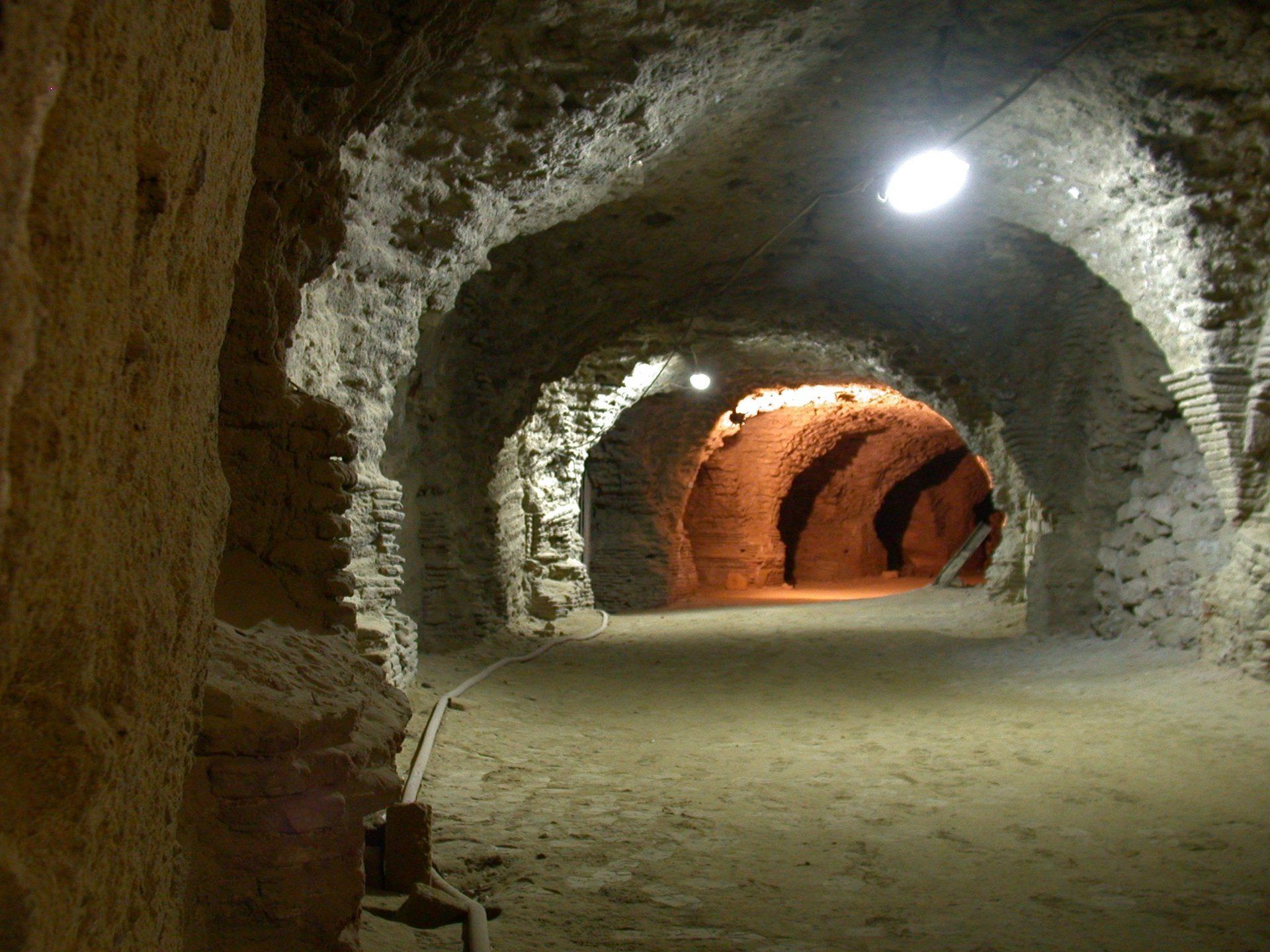 ingresso anfiteatro romano