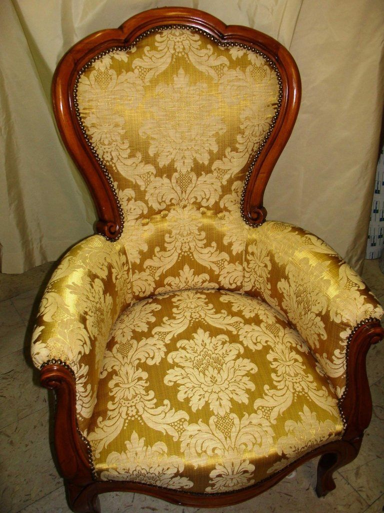 Poltroncina antica