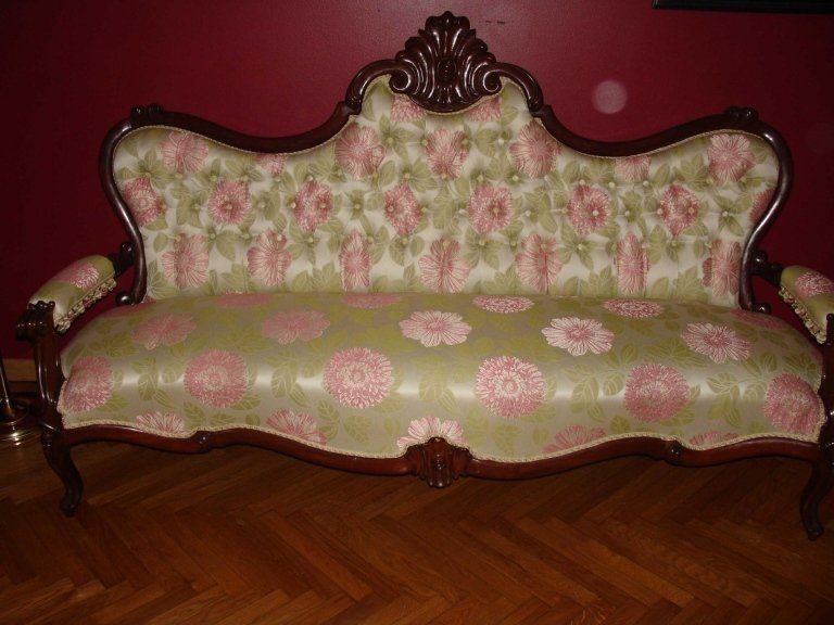 Divanetto antico