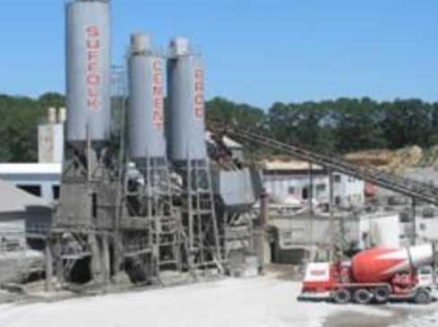 Cement tanks - bag of concrete mix in Calverton, NY