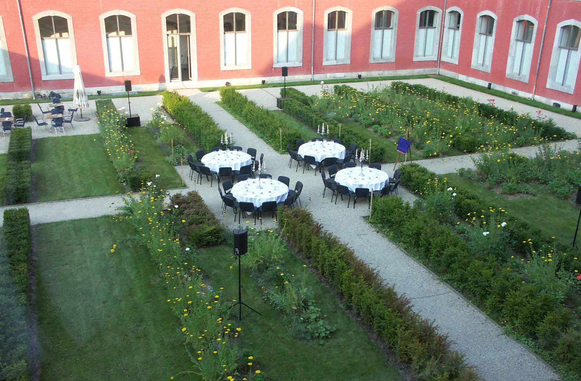 BIORGANIC traiteur événementiel gastronomique 100% Bio de Liège, Abbaye de Stavelot pour tout événements prive ou professionnels
