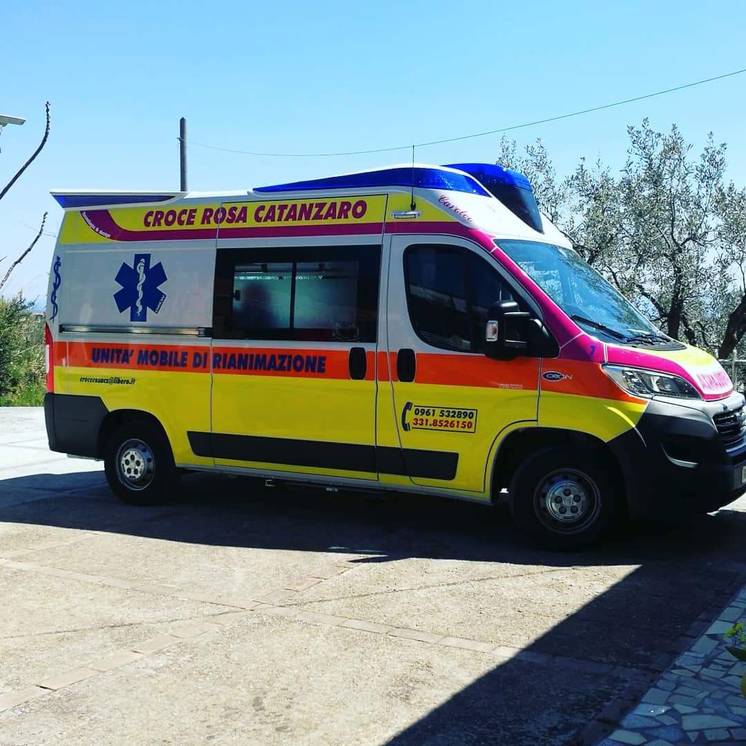autoambulanza in azione
