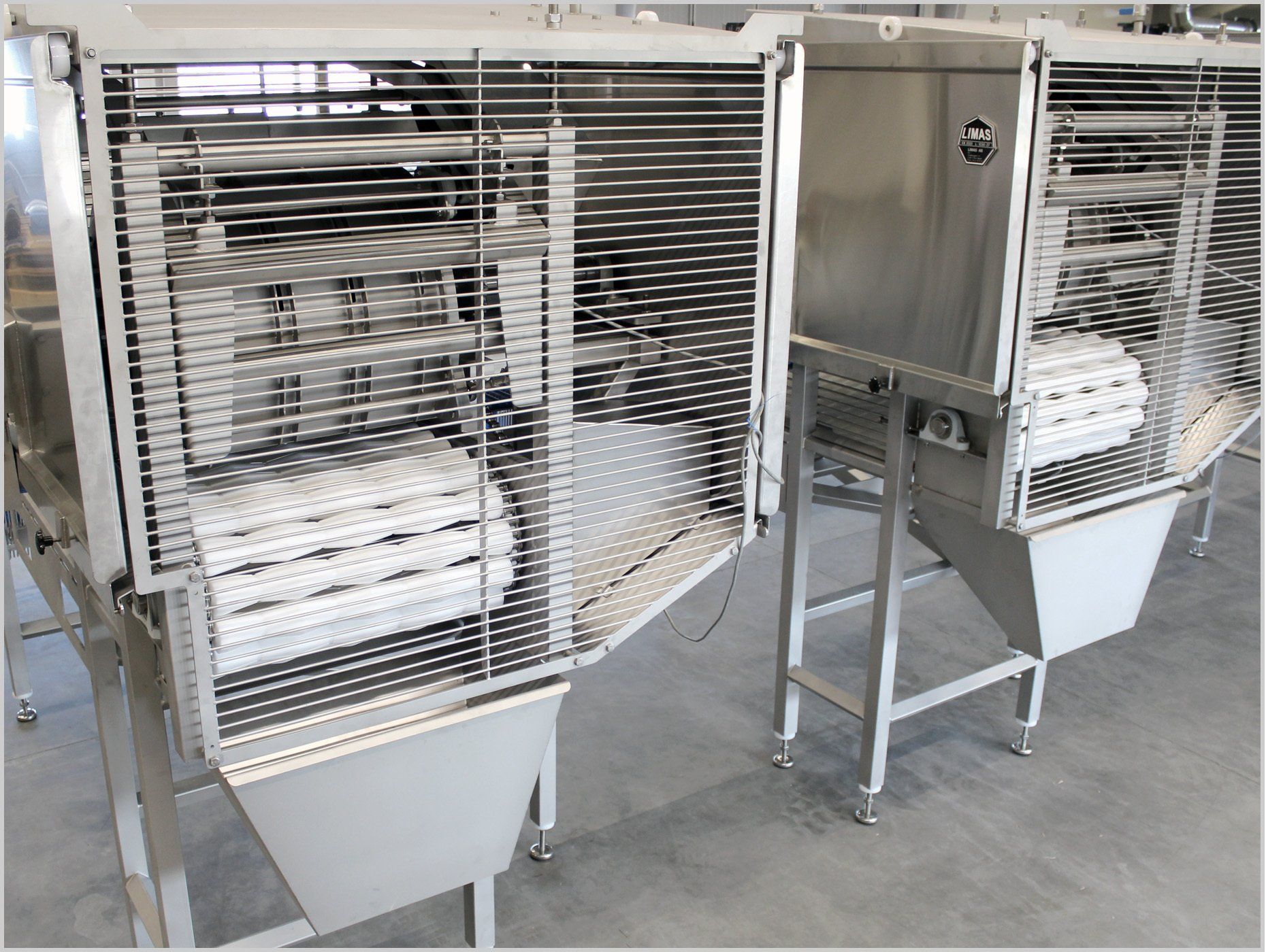 Limas Quartering Machine