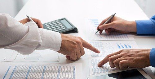 Experts preparing the tax return report