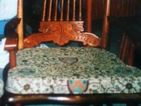 Dining seat cover set on a chair.