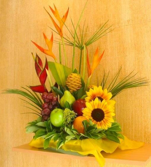 TATY FLORISTERIA - Arreglo de flores y frutas