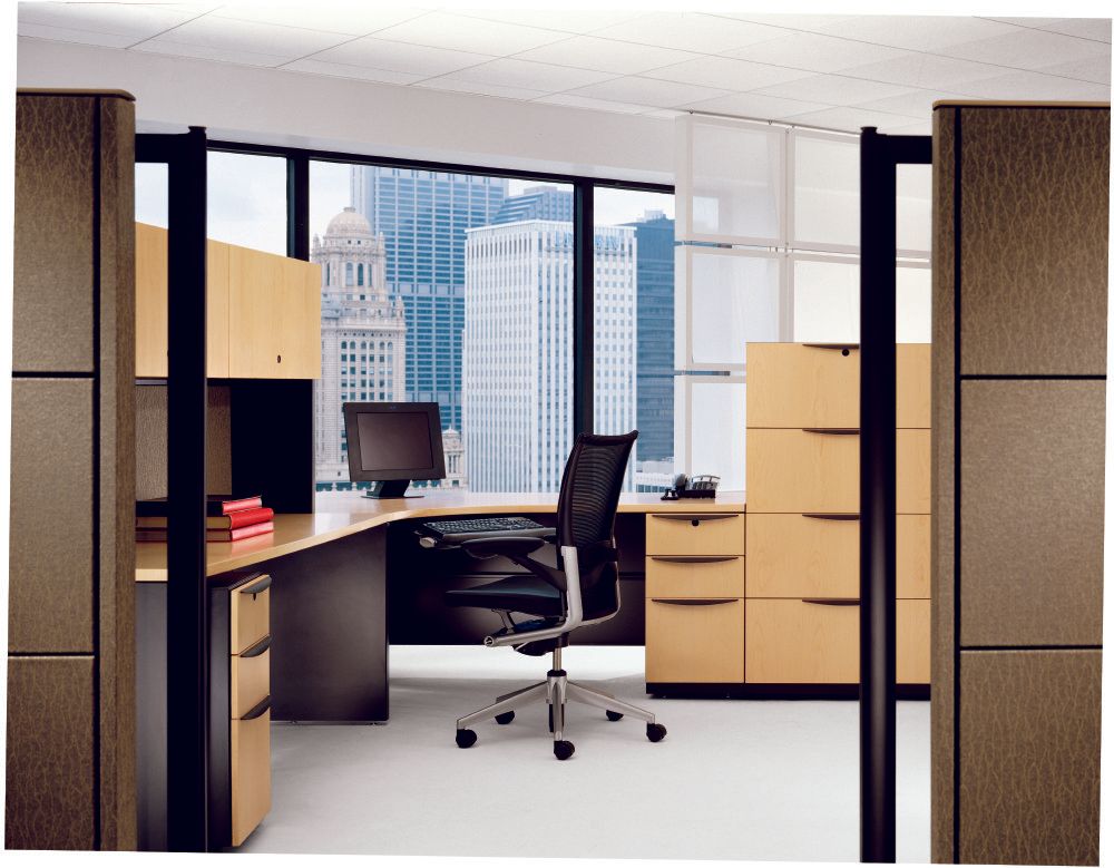 Panel Based Workstations _Office Environments_Love Your Space
