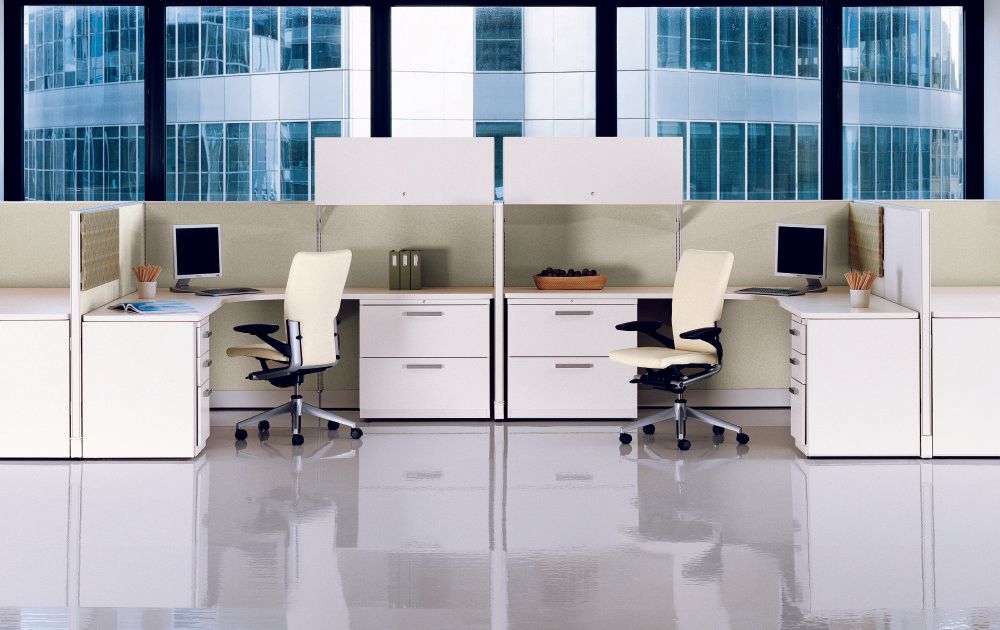 Panel Based Workstations _Office Environments_Love Your Space