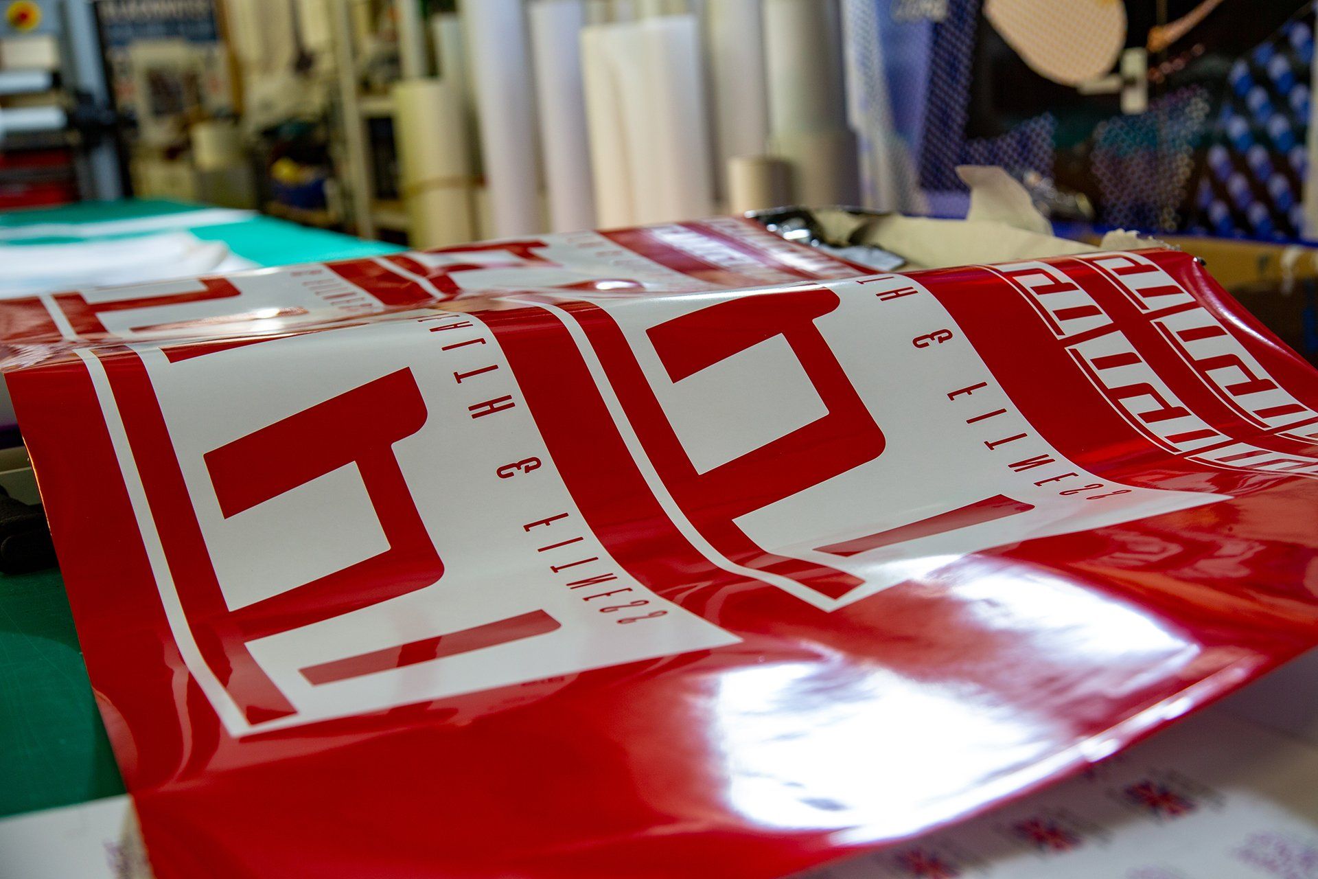 Graphic Installs Printing 7