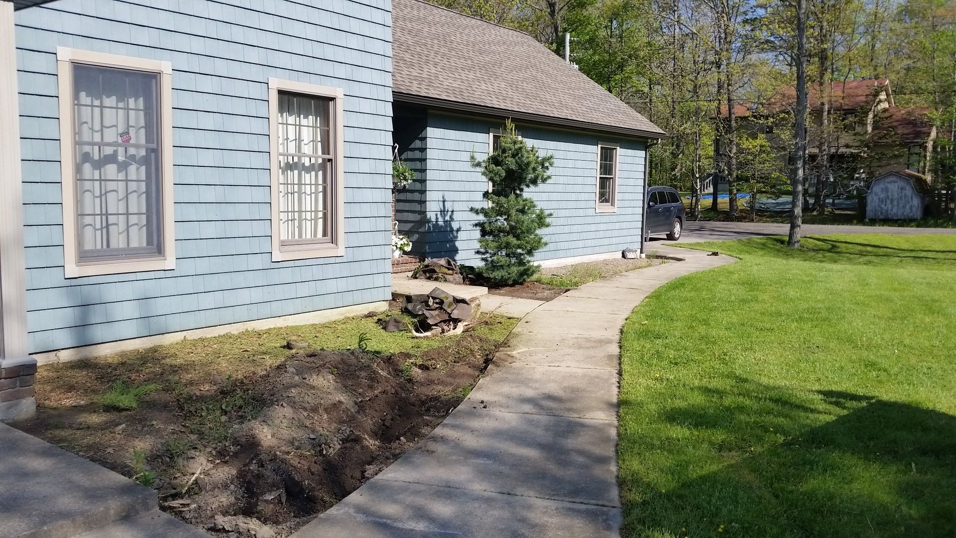side of house without landscaping