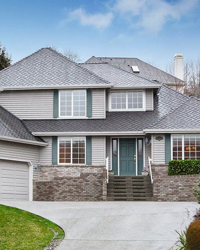 Construction — House With Beautiful Roofing in Tampa, FL