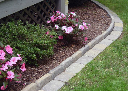 Flower Bed Edge — Flowers in Mulch in Brunswick, GA