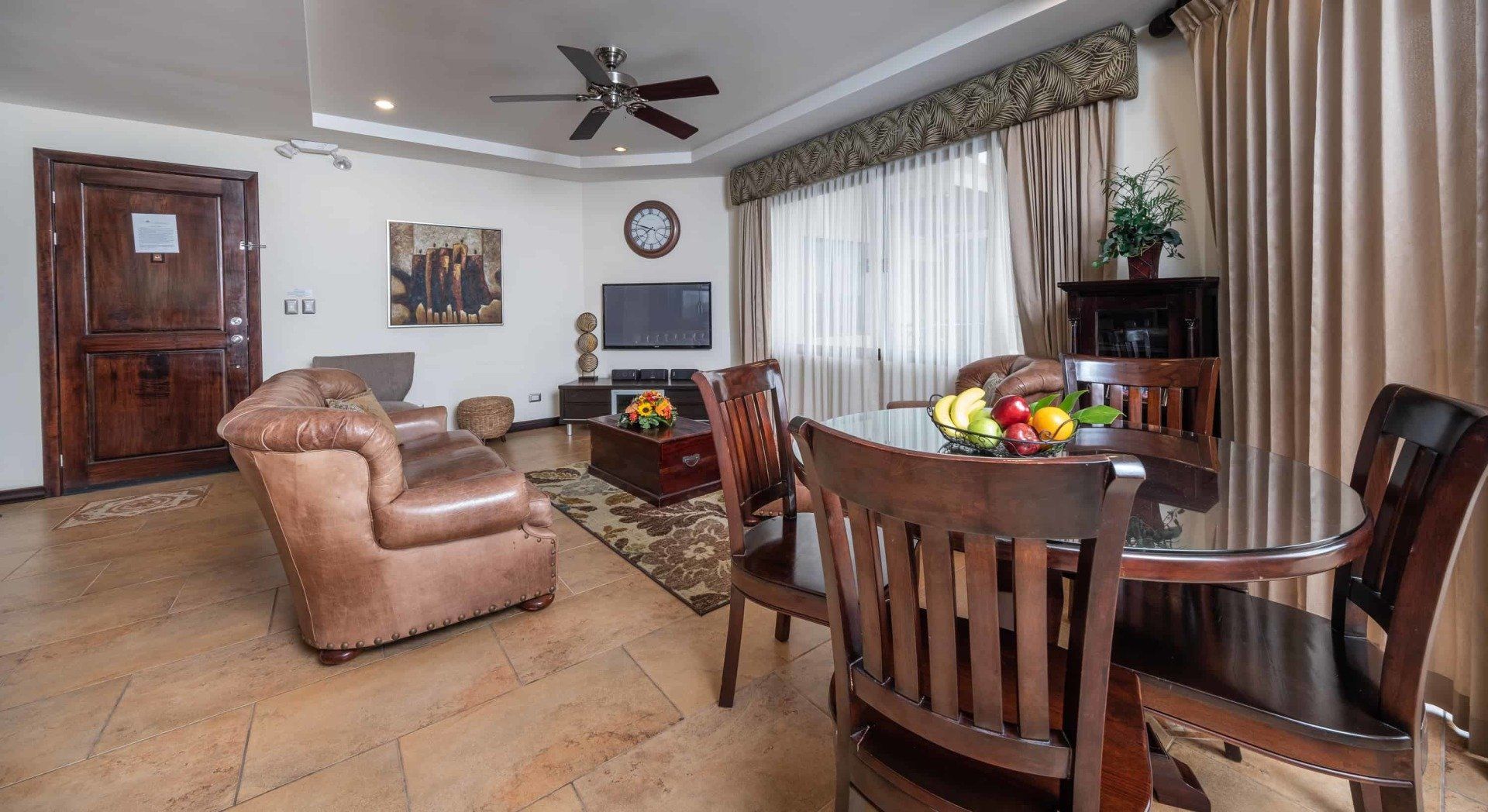 jr pent house living room/dining room
