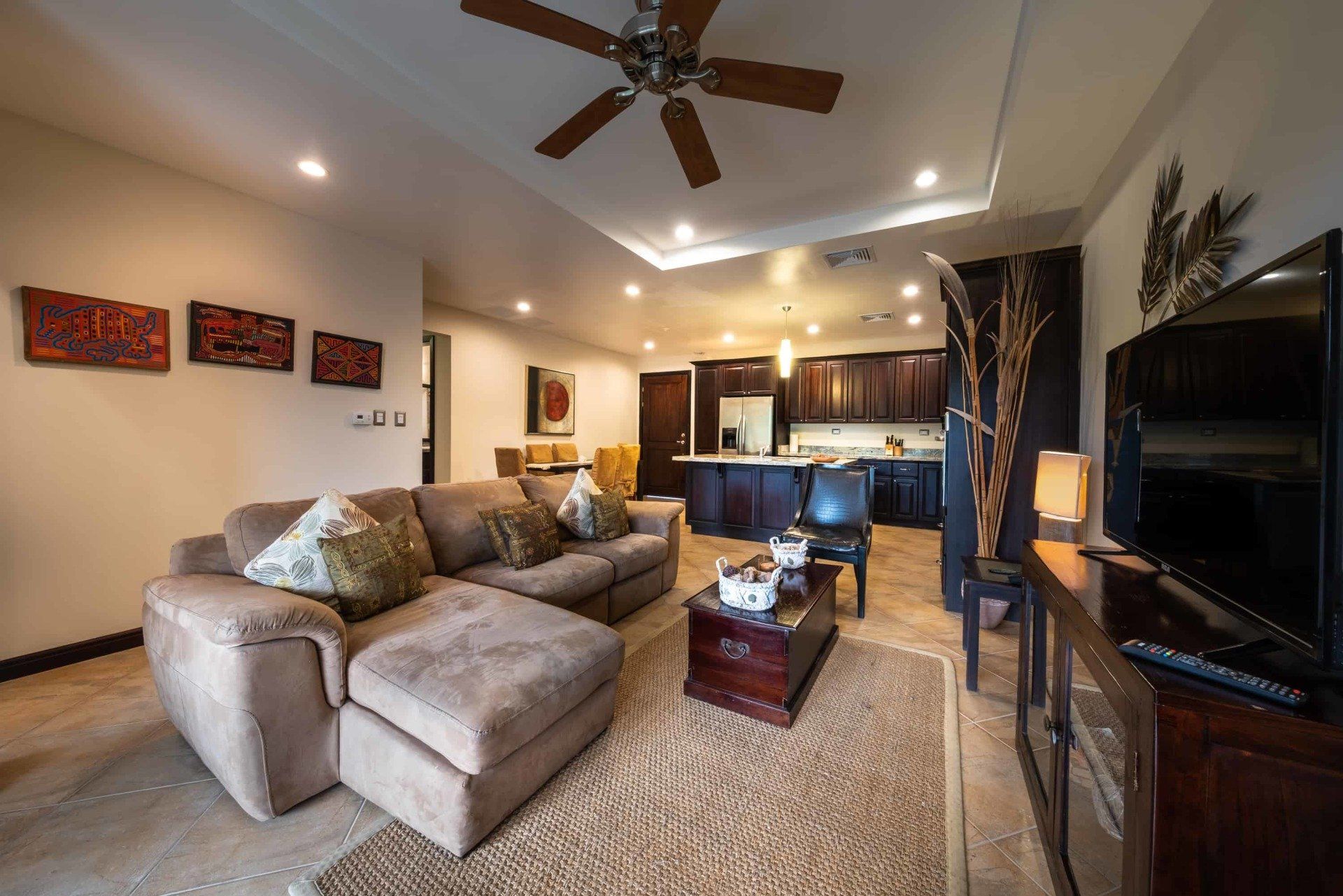 jr pent house living room