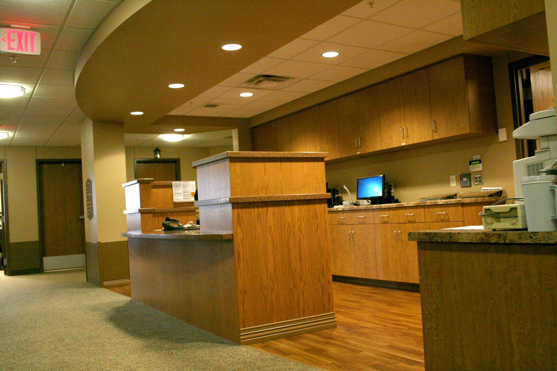 Country Manor help desk