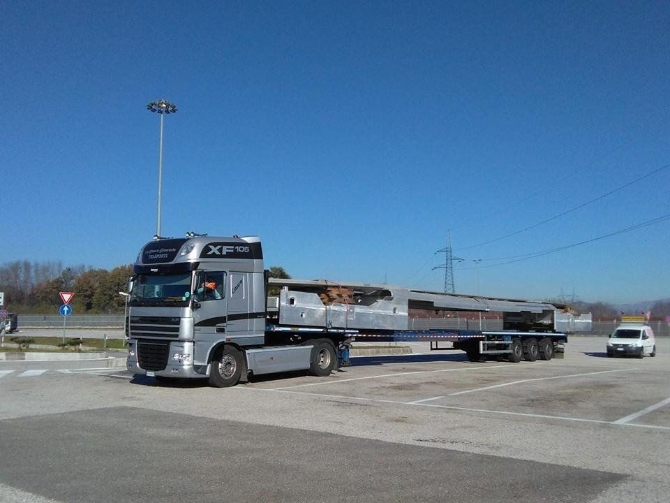 camion con rimorchio