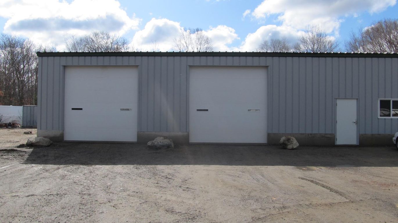 Garage  -  Electrical Contractors in Norton, Massachusetts