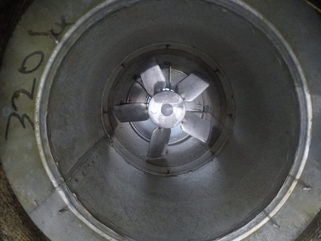 clean fan