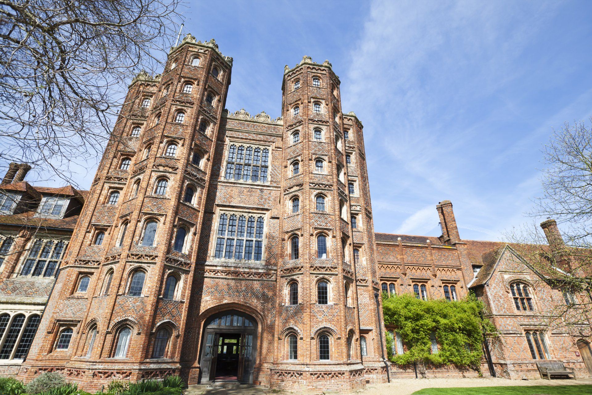 LAYER MARNEY TOWERS
