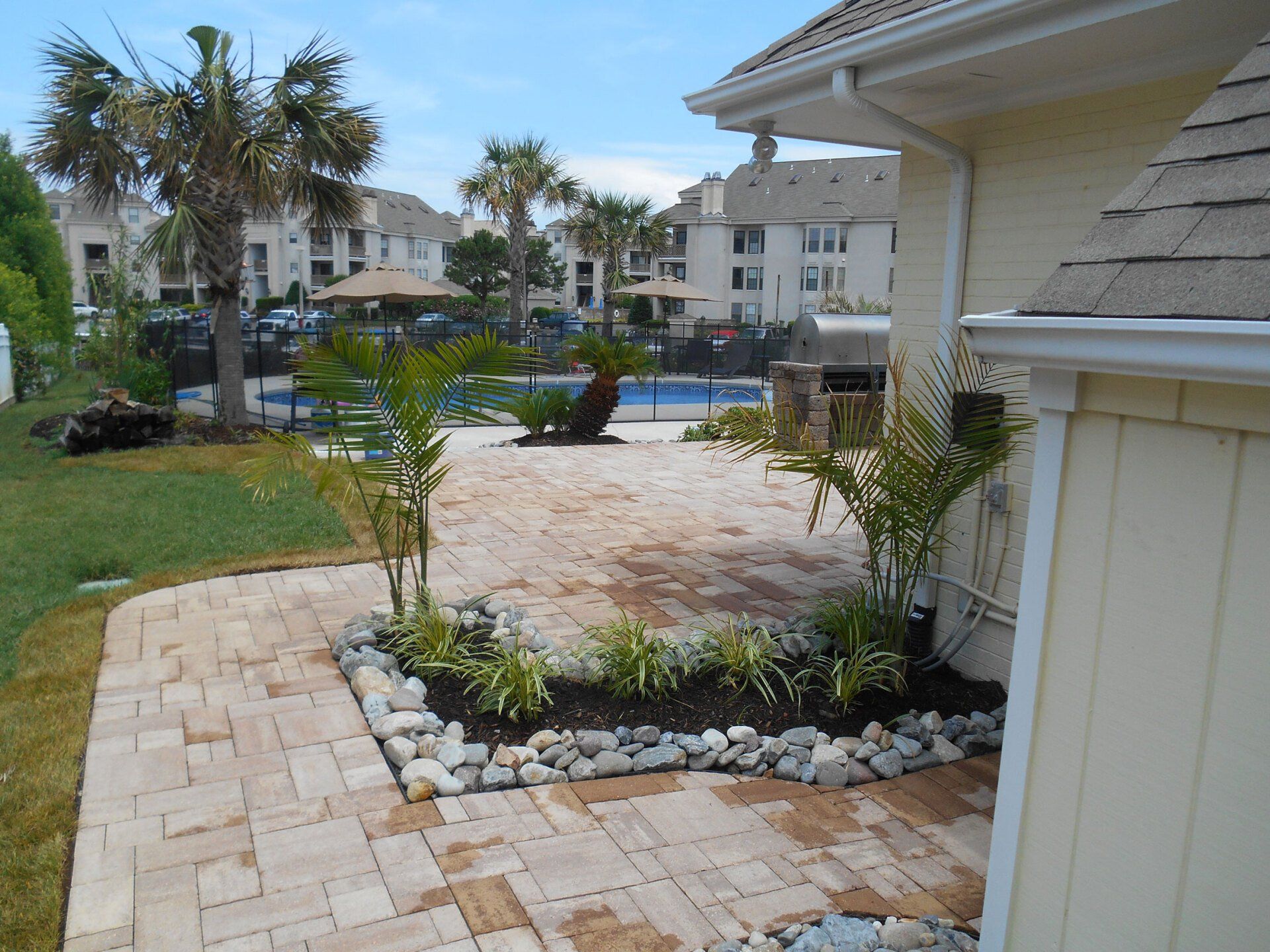 Tomeu  Entire Pavers — Chesapeake, VA — Brooks Landscaping, Inc.