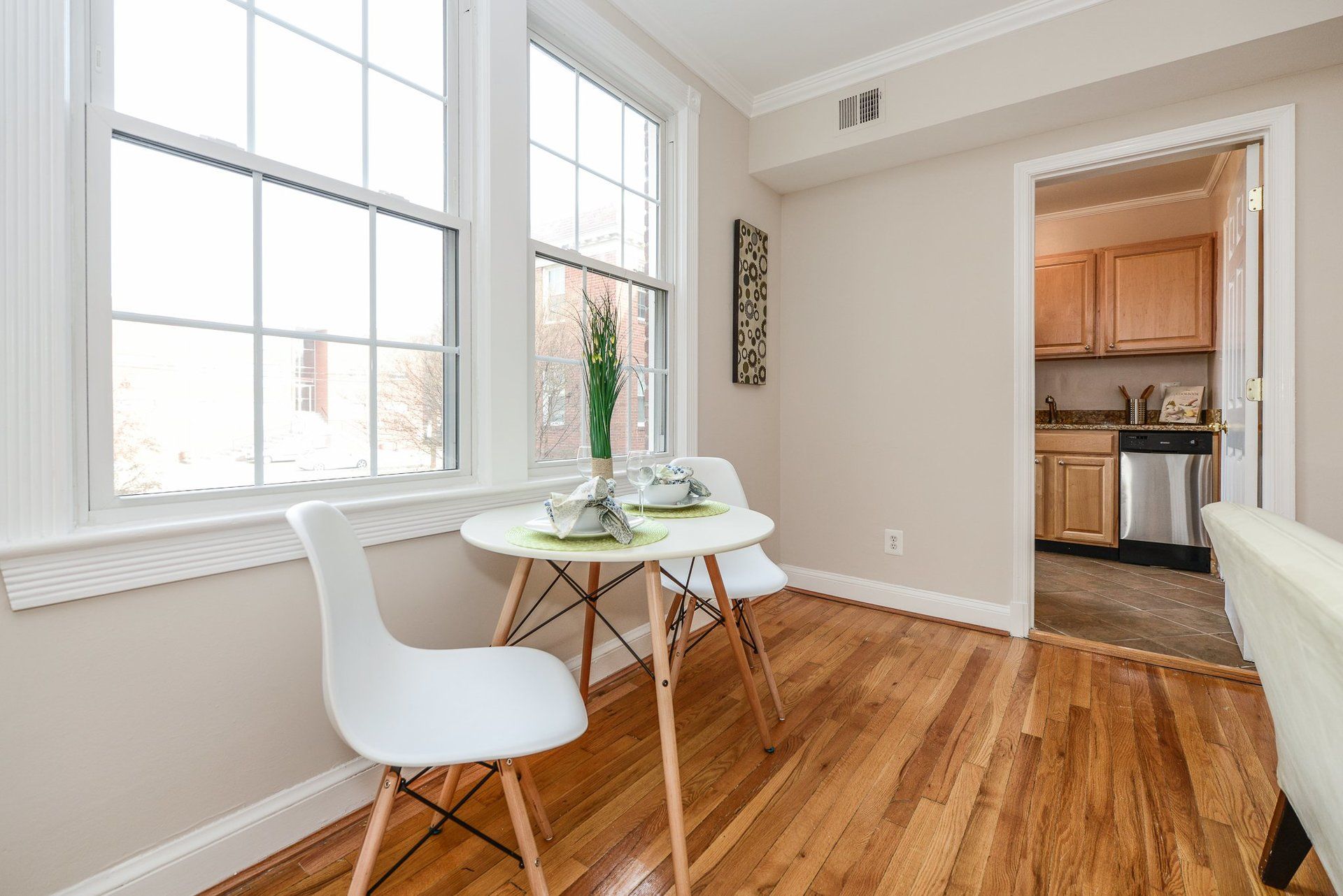 Breakfast Nook for Nibbling & Scribbling