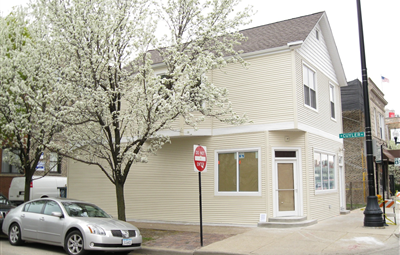 4025 N. Damen