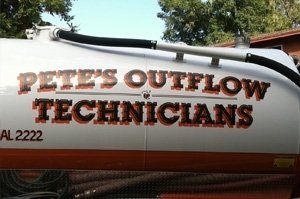 Septic pumping truck