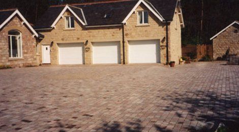 block paved forecourt