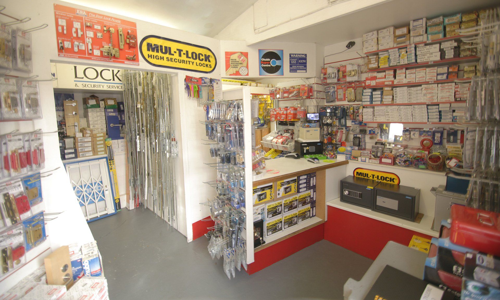 SHOWROOM