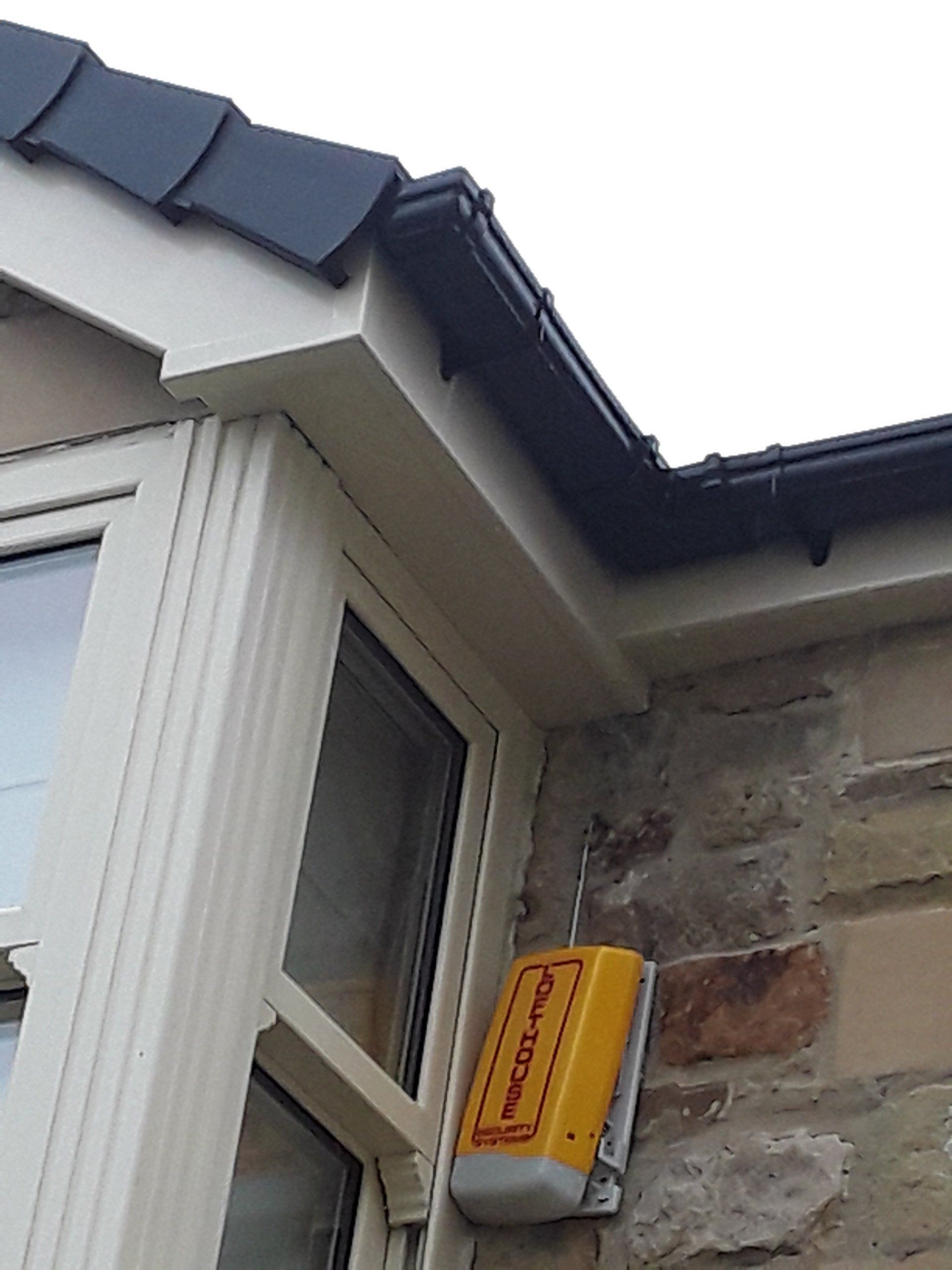 Plastic Guttering, Plastic Fall Pipes, Plastic Down Pipes, Plastic Rain Water Pipes, PVC Drain pipes, Plastic fascia