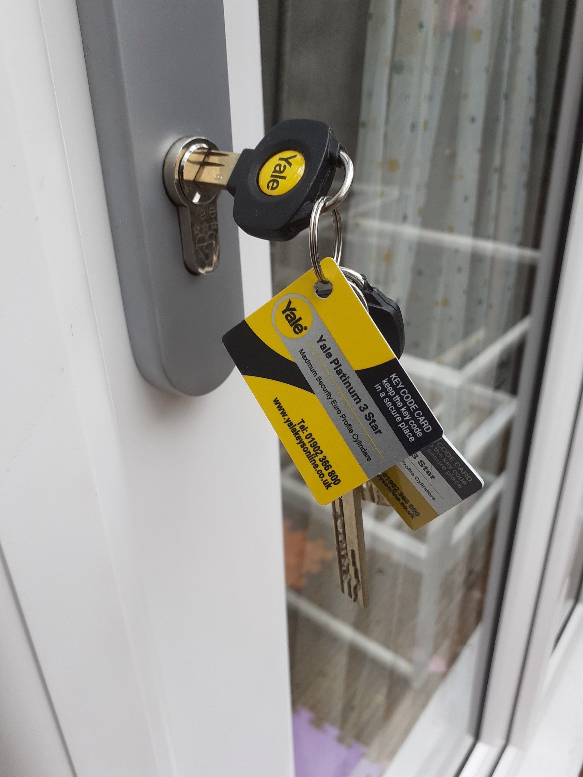Commercial door lock Repair Service