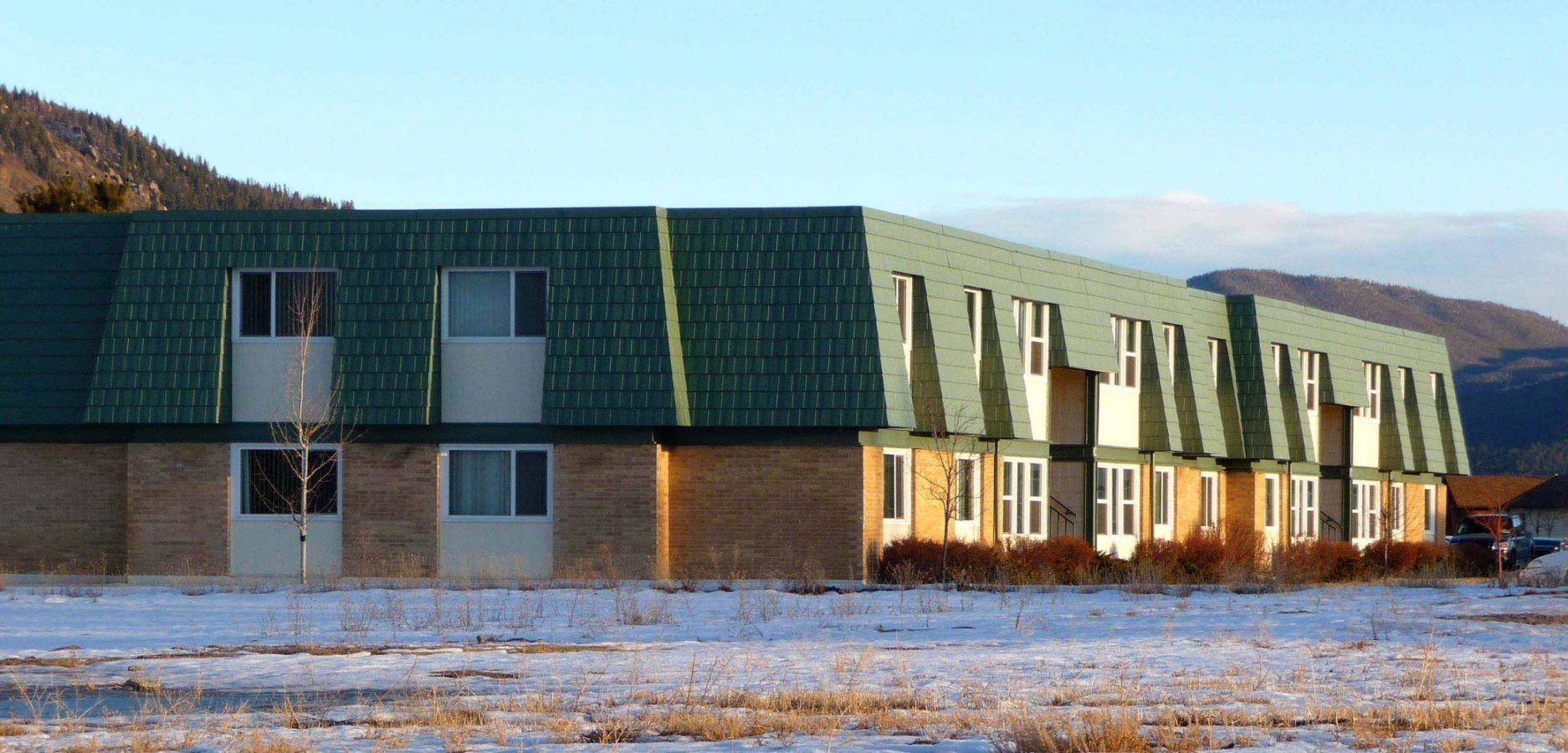 Manor View Apartments Exterior