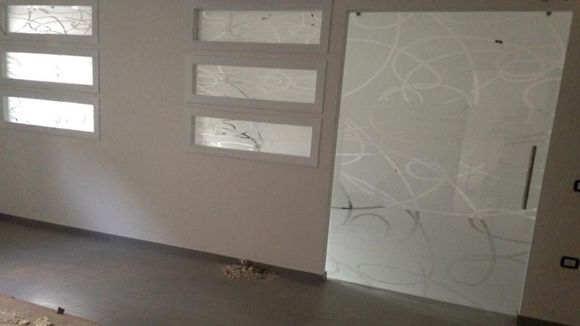 vetri decorati per interni