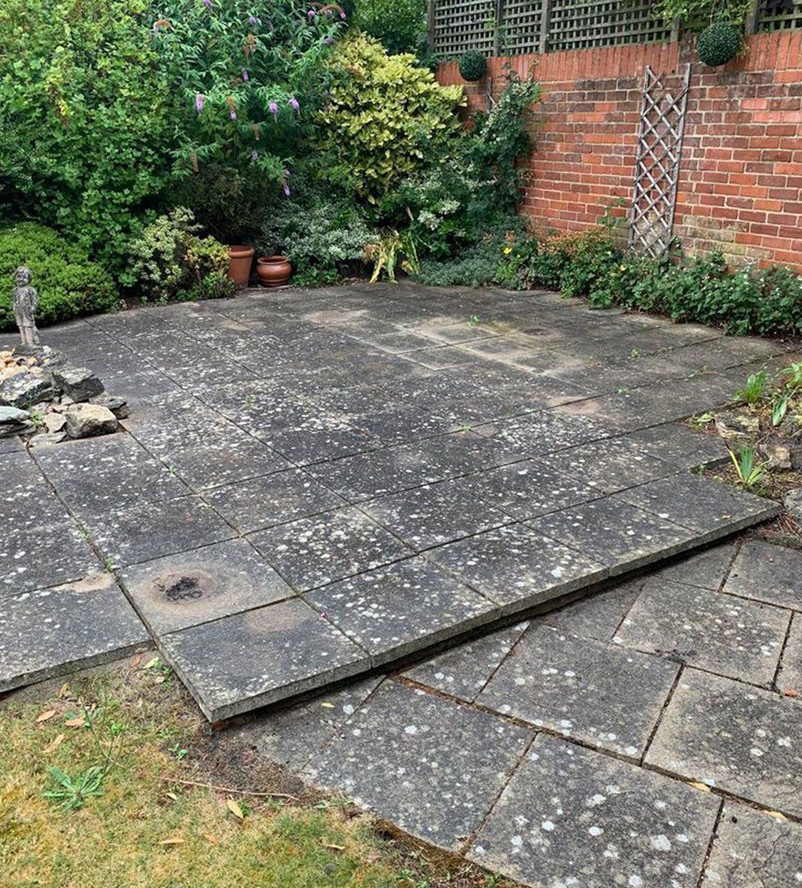 Patio before image 02