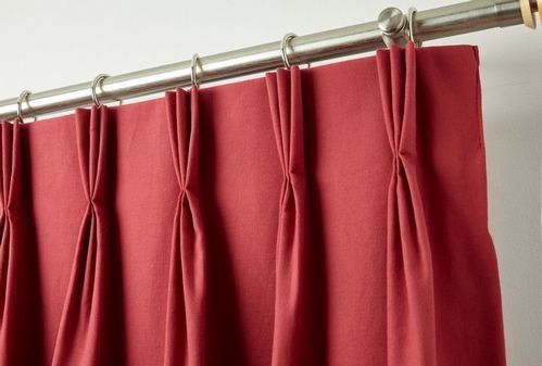 Pinch Pleat
