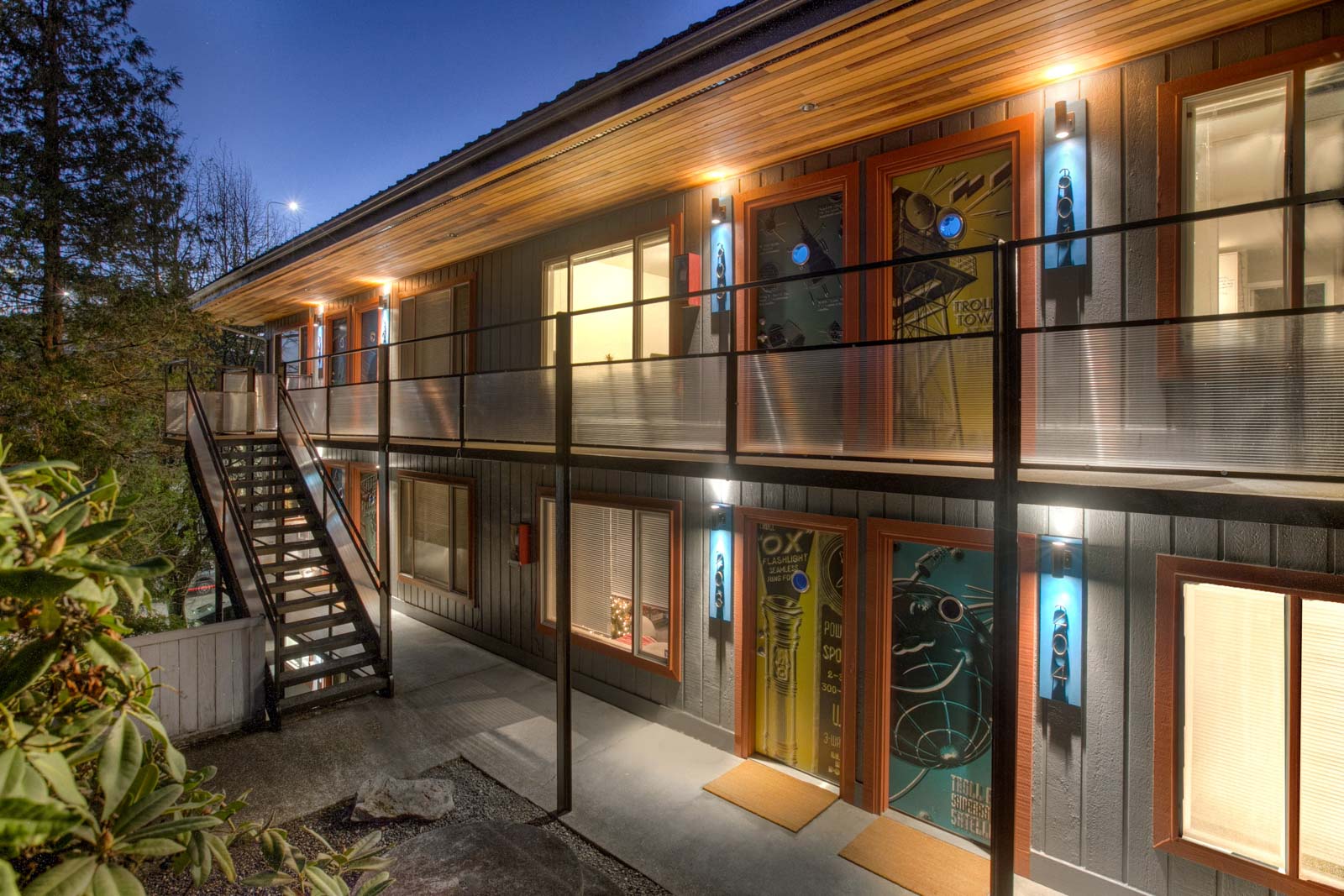 Troll Eye - 906 N 35th St - Exterior 2