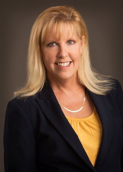 Kathy Salling Headshot