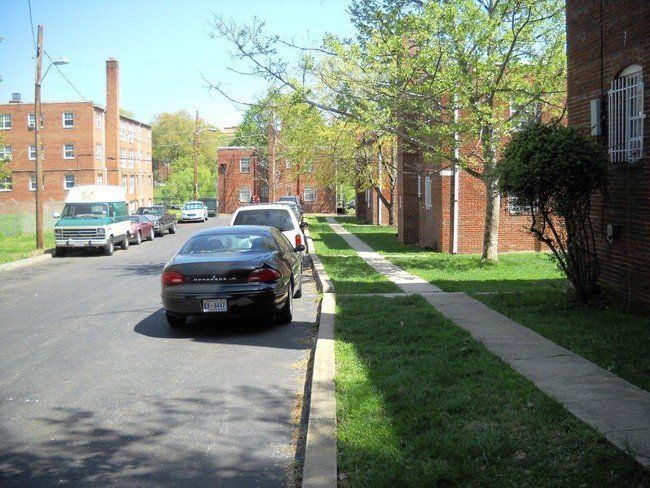 Danbury Apartments