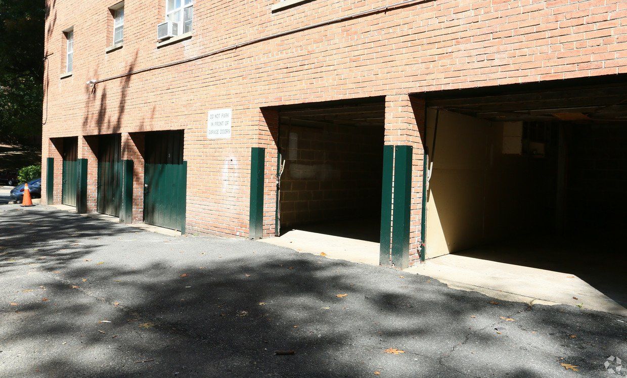 Nalbert Apartments