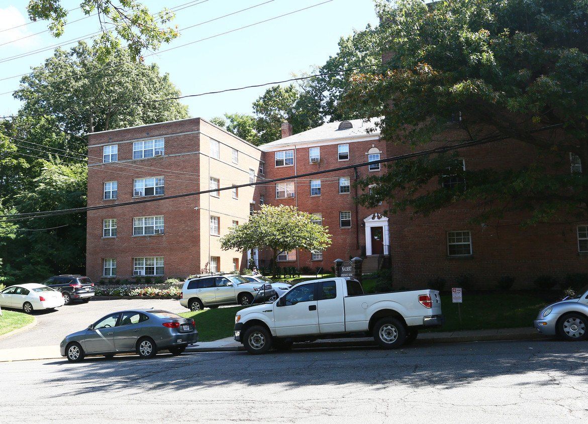 Nalbert Apartments